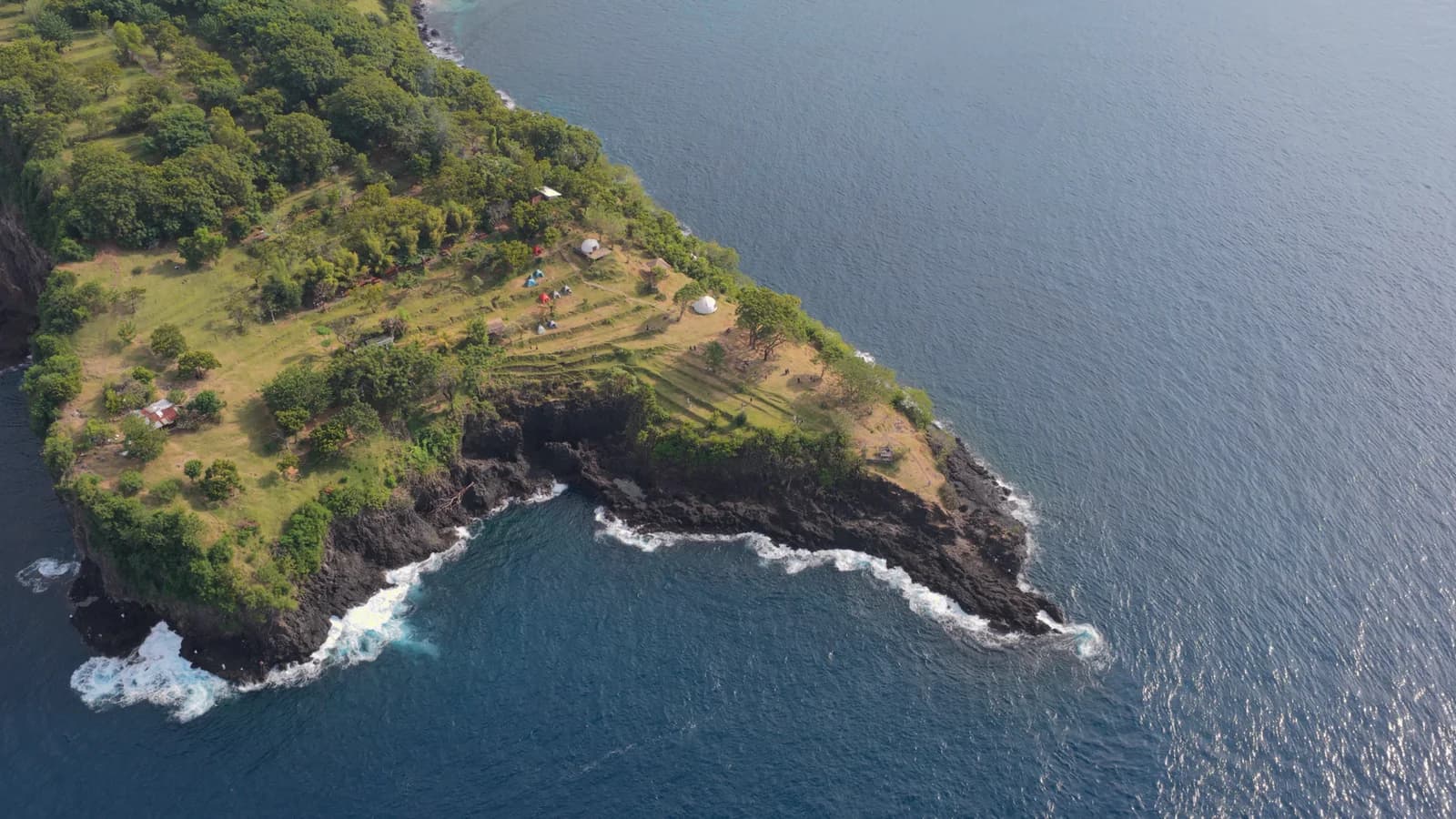 Island Print: the same frame in log and with the look — REC 709