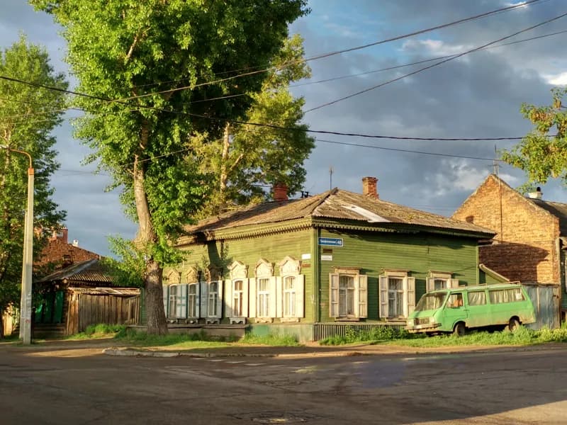 Иркутск, Россия — уличная фотография, июнь 2018