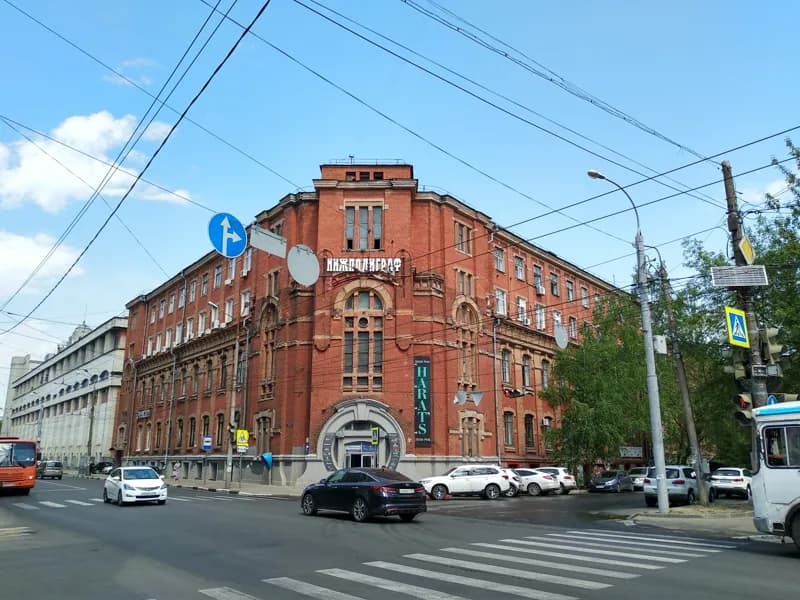 Нижний Новгород, Россия — уличная фотография, май 2018