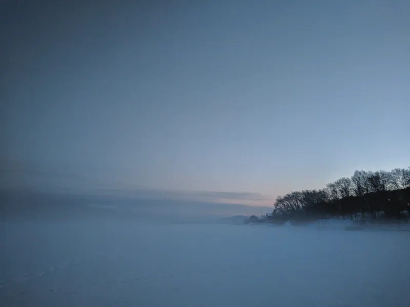 Белая Холуница, Россия — уличная фотография, ноябрь 2018