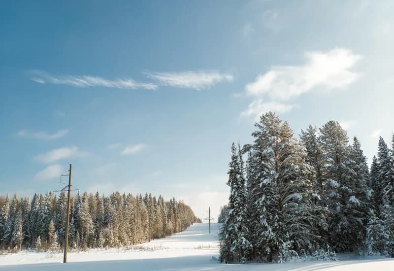 Белая Холуница, Россия — уличная фотография, февраль 2019
