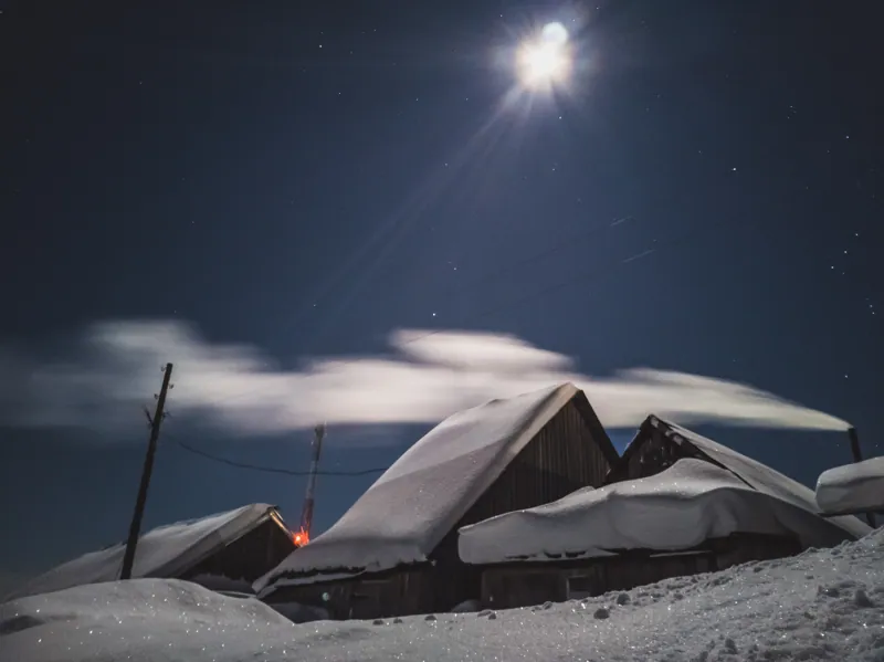Белая Холуница, Россия — уличная фотография, январь 2019