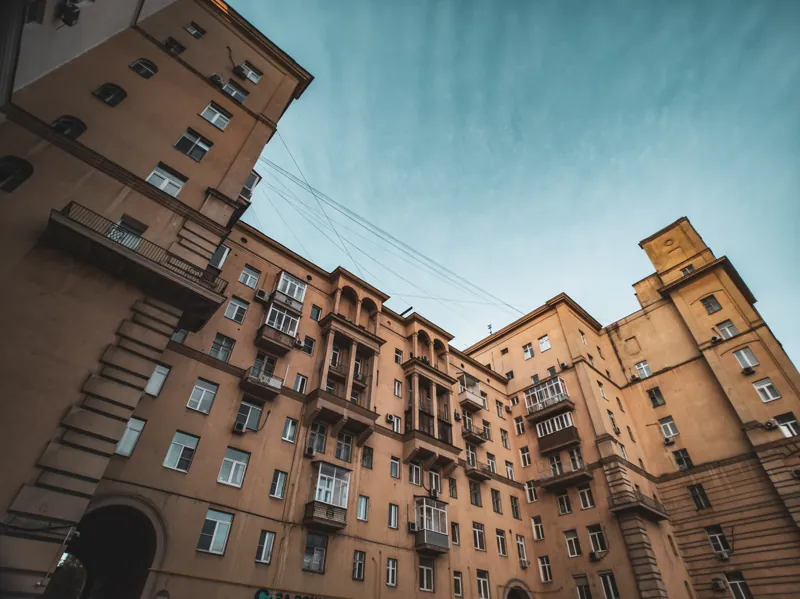 Москва, Россия — уличная фотография, июнь 2019