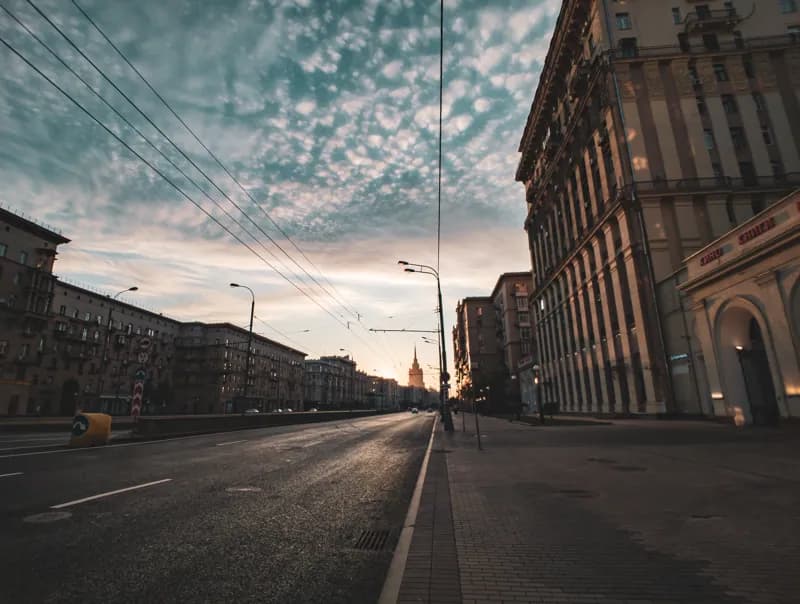 Москва, Россия — уличная фотография, июнь 2019