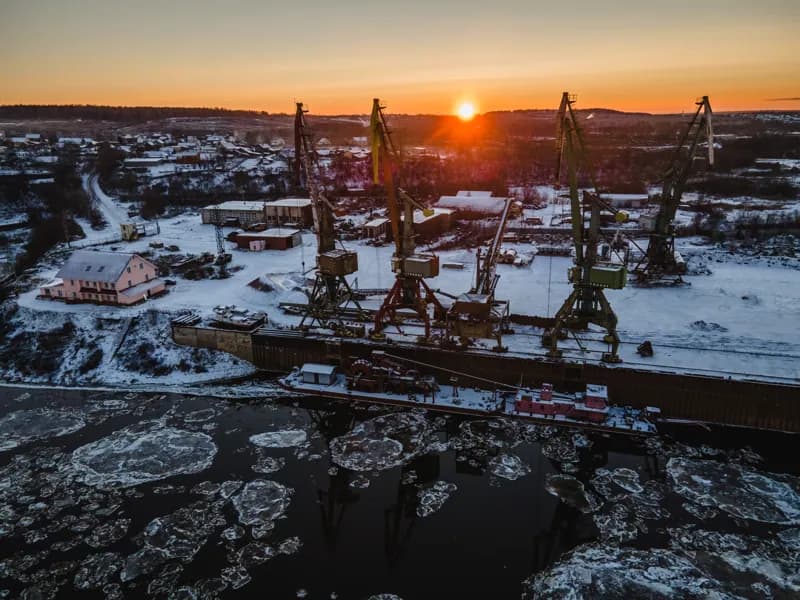 Киров, Россия — уличная фотография, ноябрь 2020