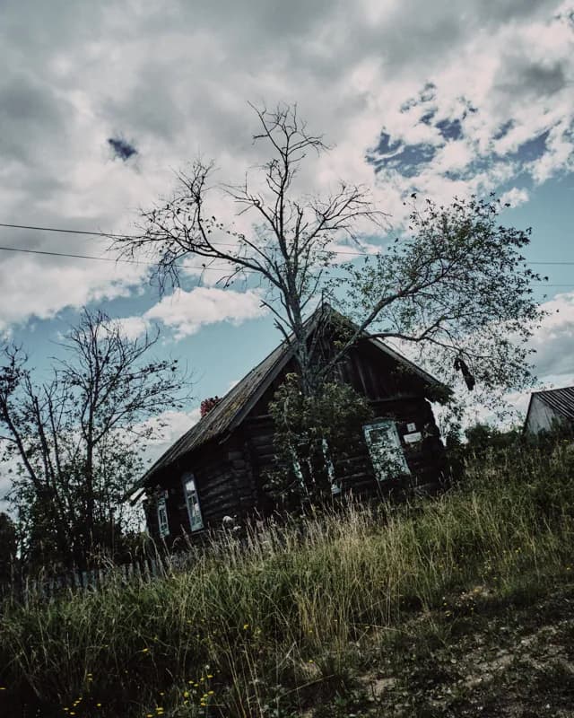 Безбожник, Россия — уличная фотография, июль 2021