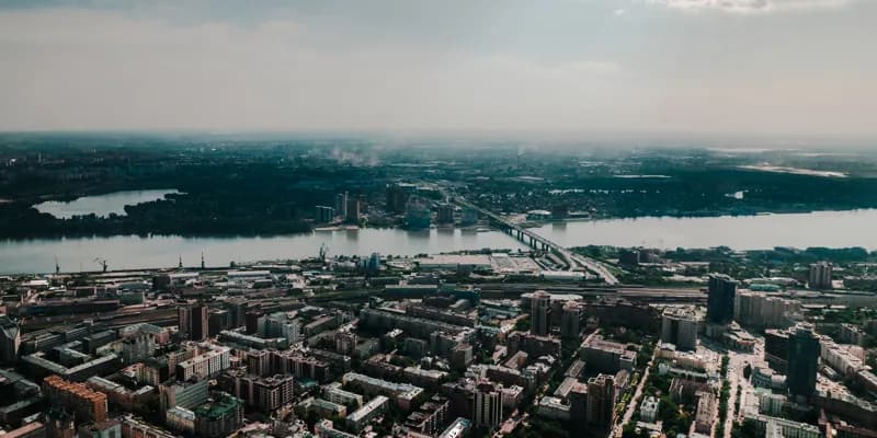 Новосибирск, Россия — уличная фотография, июнь 2021