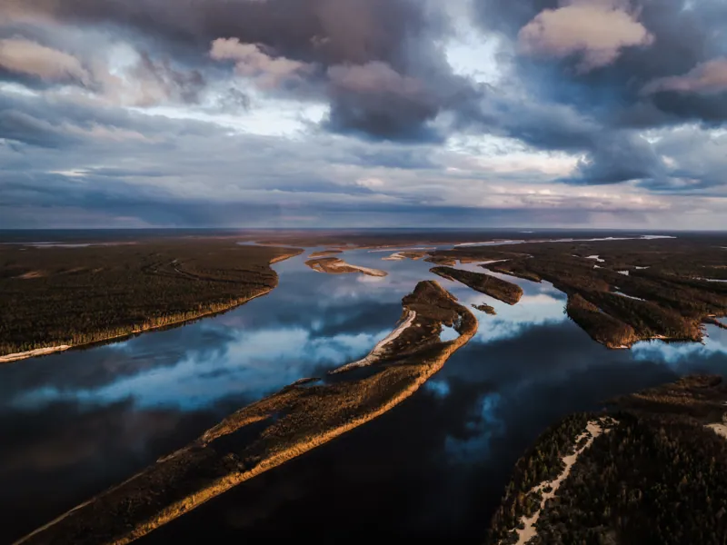 Новый Уренгой, Россия — уличная фотография, июнь 2021