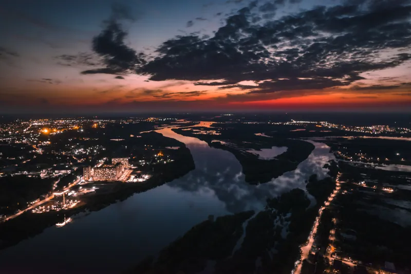 Киров, Россия — уличная фотография, май 2021