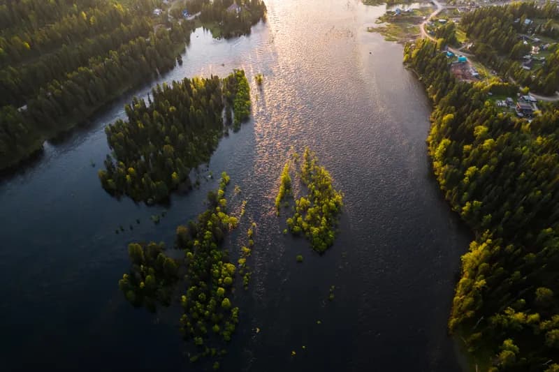 Алтай, Россия — уличная фотография, май 2021