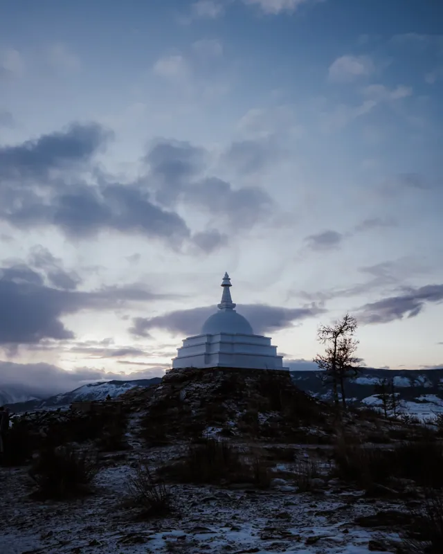 Байкал, Россия — уличная фотография, март 2022
