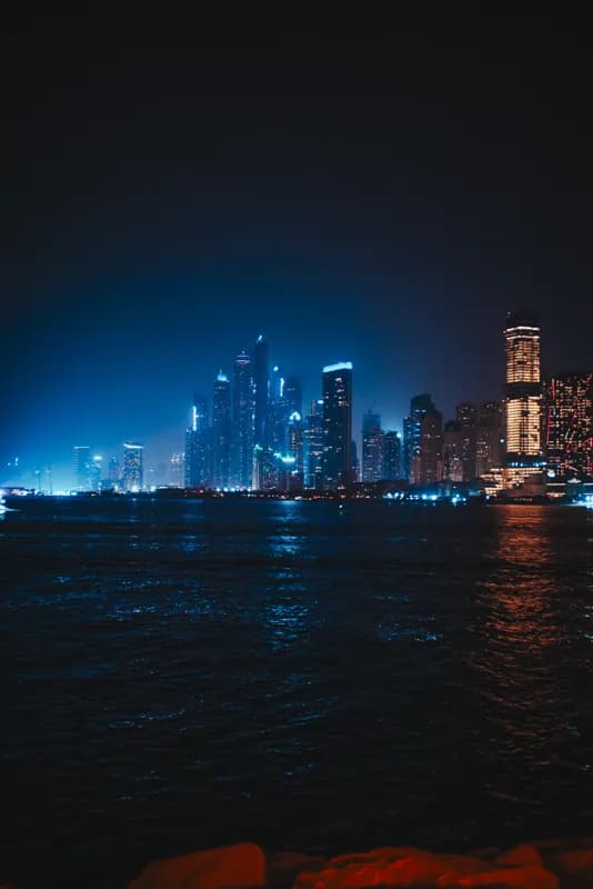 Dubai, UAE — street photography, September 2023