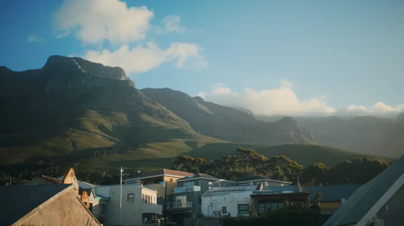 Cape Town, South Africa — street photography, December 2024