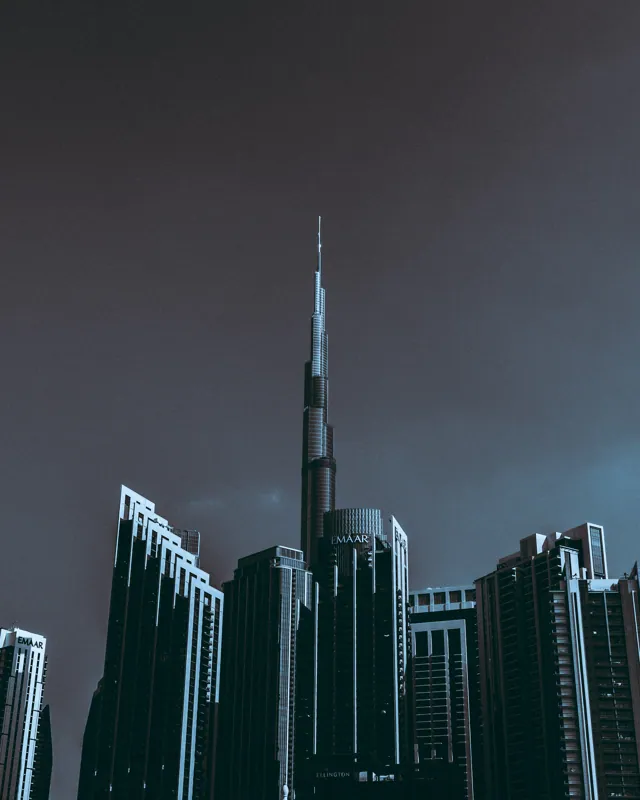 Dubai, UAE — street photography, December 2024