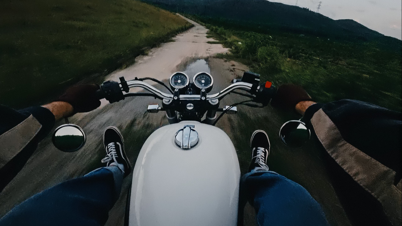 EastRide. Motorcycle travel in Vietnam: still from the film 1